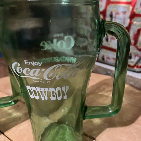 Vintage Set of 2 Coca-Cola Whataburger Cowboy Green Glass Mugs - Picture 6 of 7
